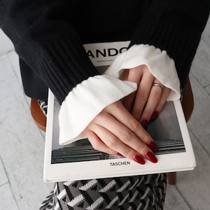 (Y)【12月下旬】フリルニットカフス