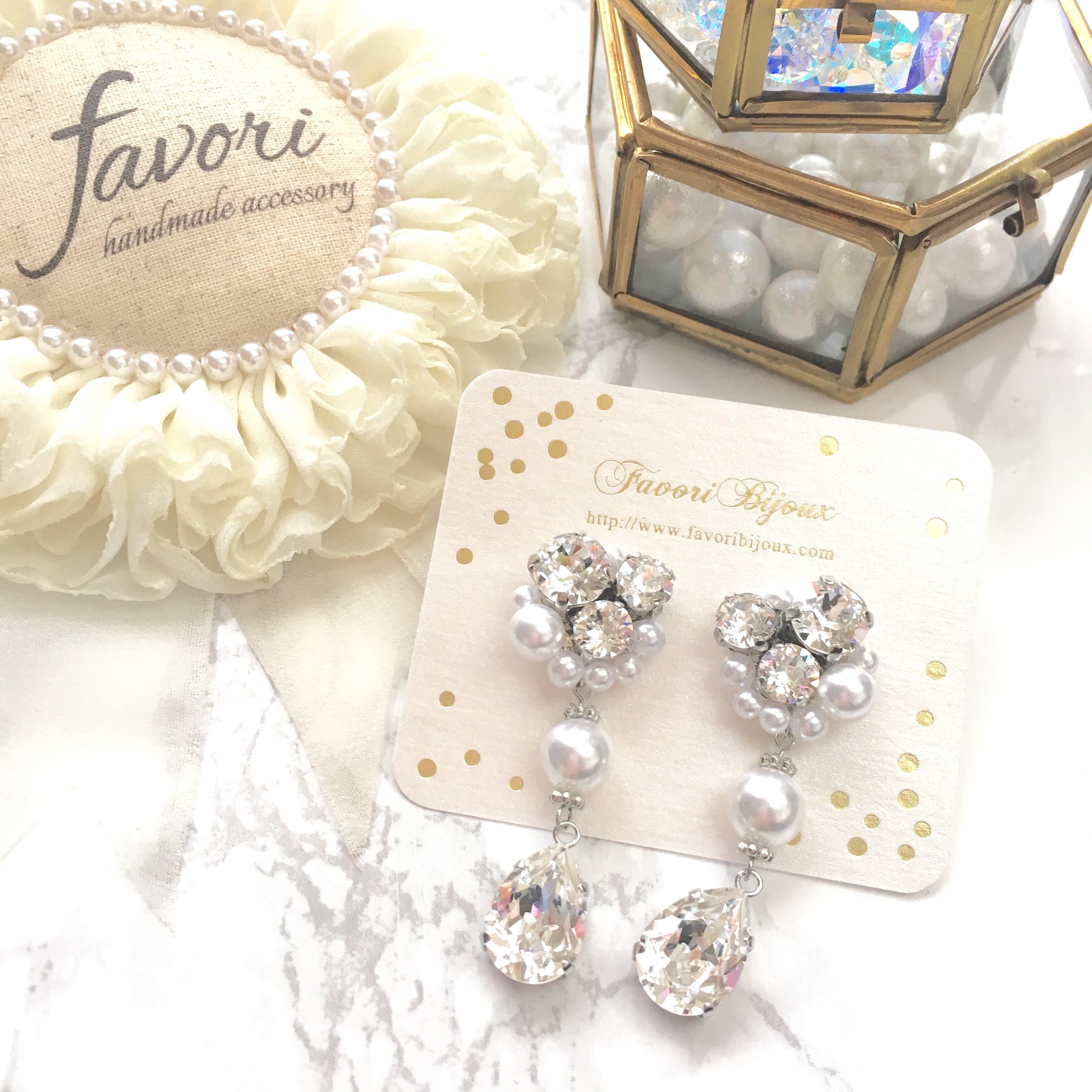 143 クリスタルスワロフスキーとパールのビジューピアス/イヤリング