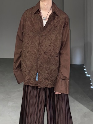 embroidery loose shirt / brown