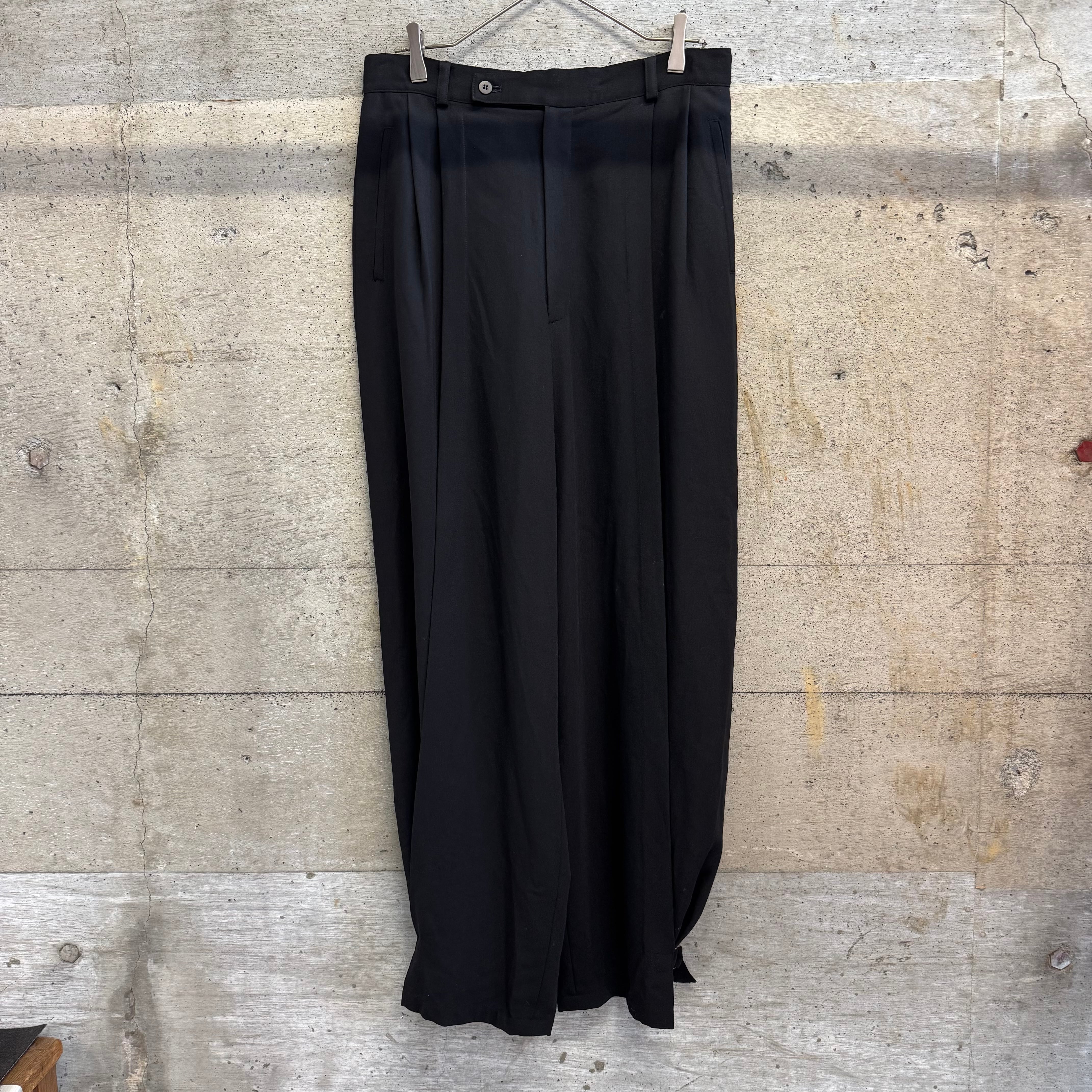 Wide-leg slacks with belted cuffs