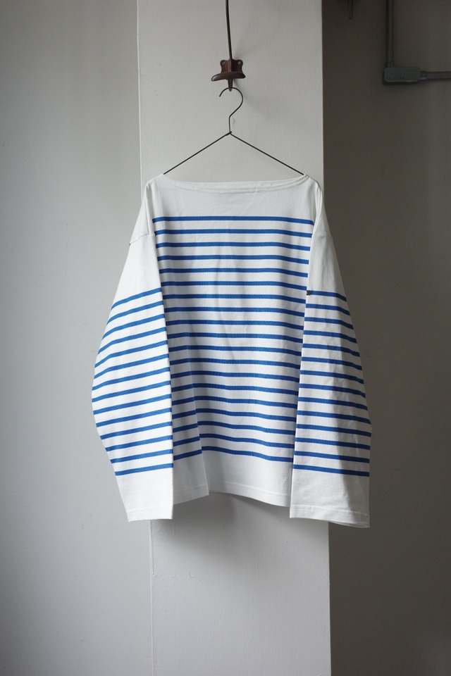 OUTIL ウティ  / TRICOT AAST