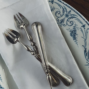 France Silver oyster fork