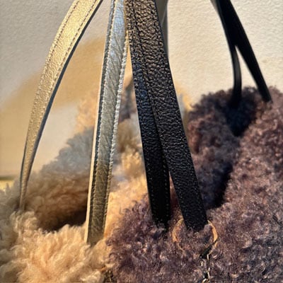 BARDOT ROSE 大人気 フワモコファートートバッグ(再入荷)