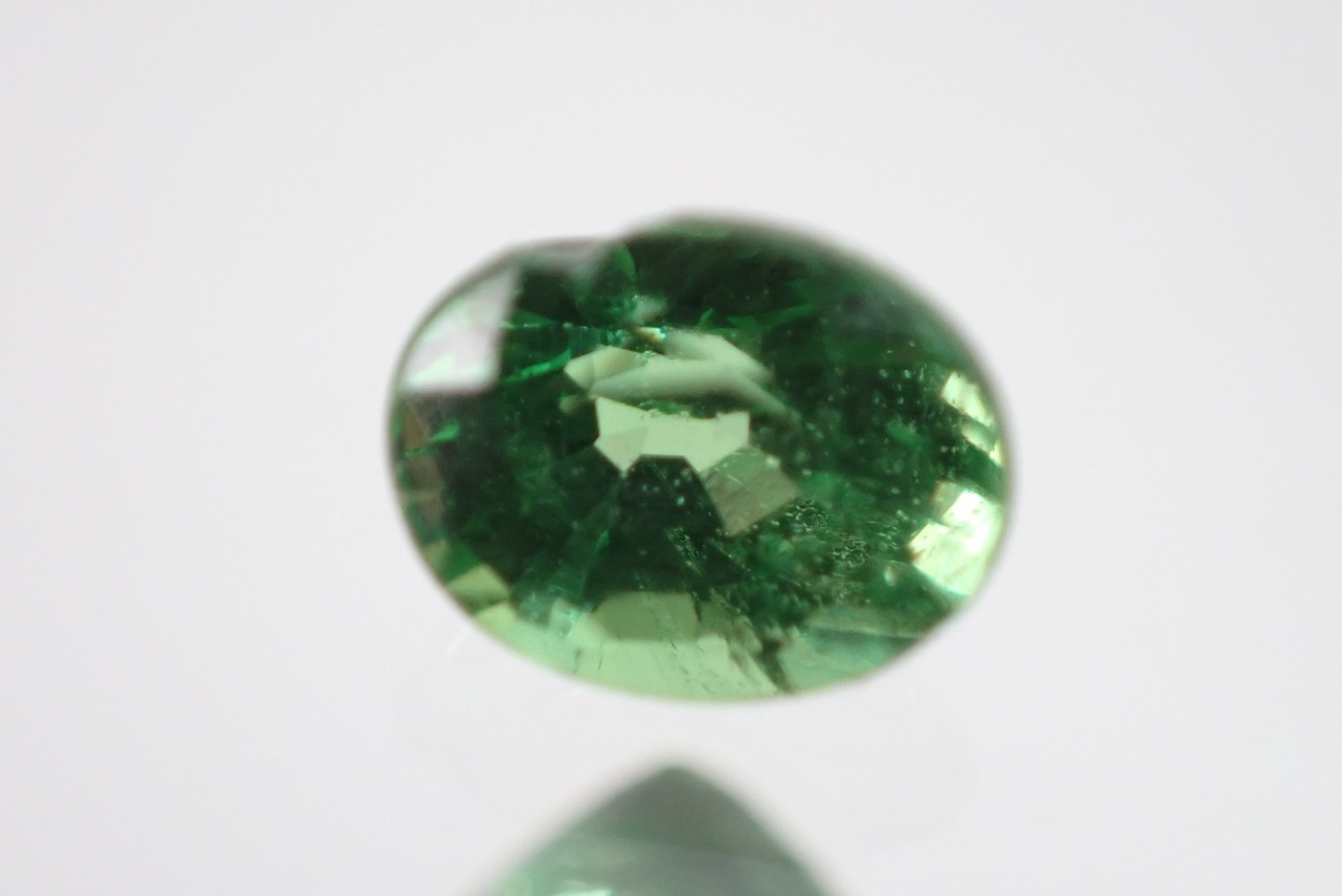 ツァボライト　0.27ct　[C1‐52]