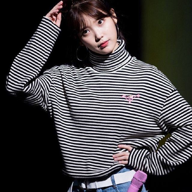 大人 カジュアル タートルネック ボーダー柄 トップス スポーティ 韓国ファッション オルチャン 10代 代 モード系ファッション専門店 With U
