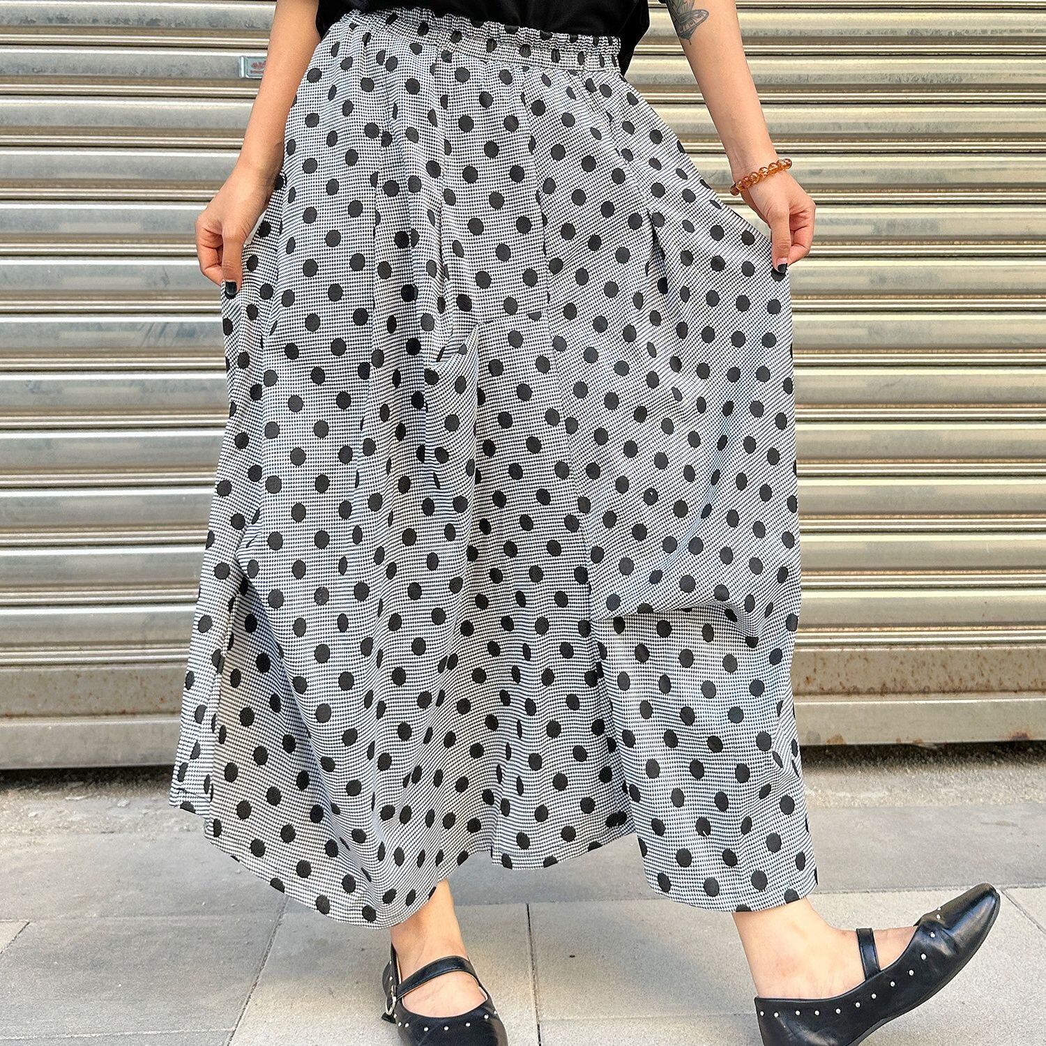 ASYMMETRIC PLEATED RELAXED MIDI POLKA DOT SKIRT M-17894