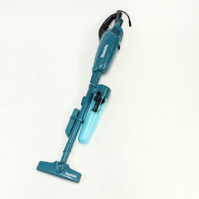 [中古]makita CL280FD(CL280FDZC) 充電式クリーナー マキタ 掃除機