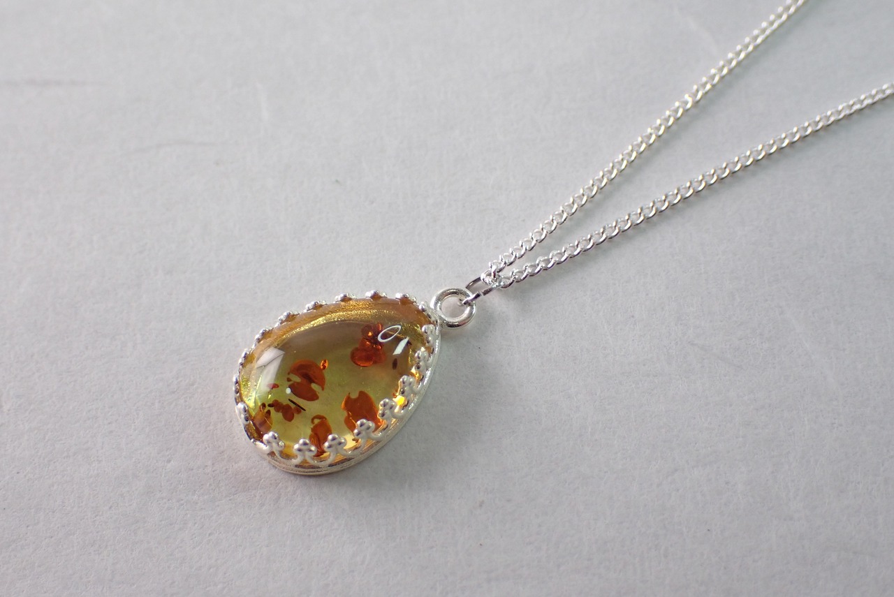 ワンポイントネックレス(バルティックアンバー) 2.17ct [C2‐203]