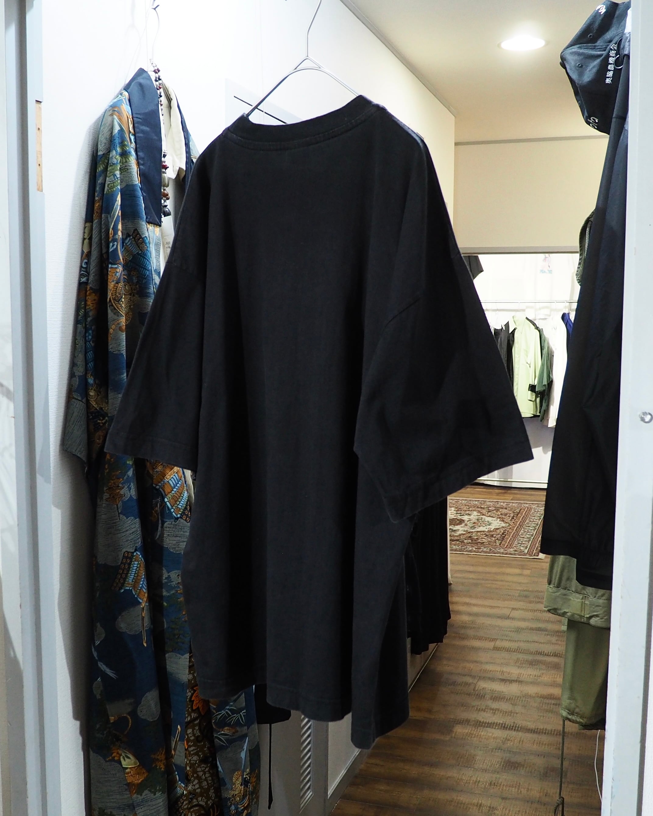 ” エジプト神聖文字 - EGYPTIAN HIEROGLYPHS ” Embroidery Black SS Tee
