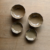 たくまポタリー 5寸 ひらひら鉢 こげ茶 / 210470000