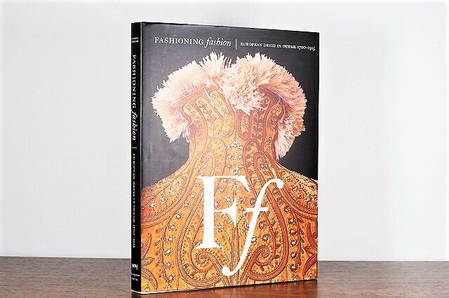 FASHONING fashion / visual book