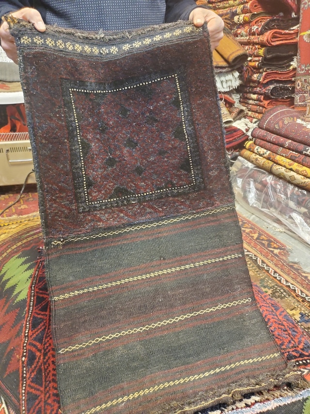 絨毯クエスト50【No.44】 ※現在、こちらの商品はイランに置いてあります。ご希望の方は先ずは在庫のご確認をお願いします。