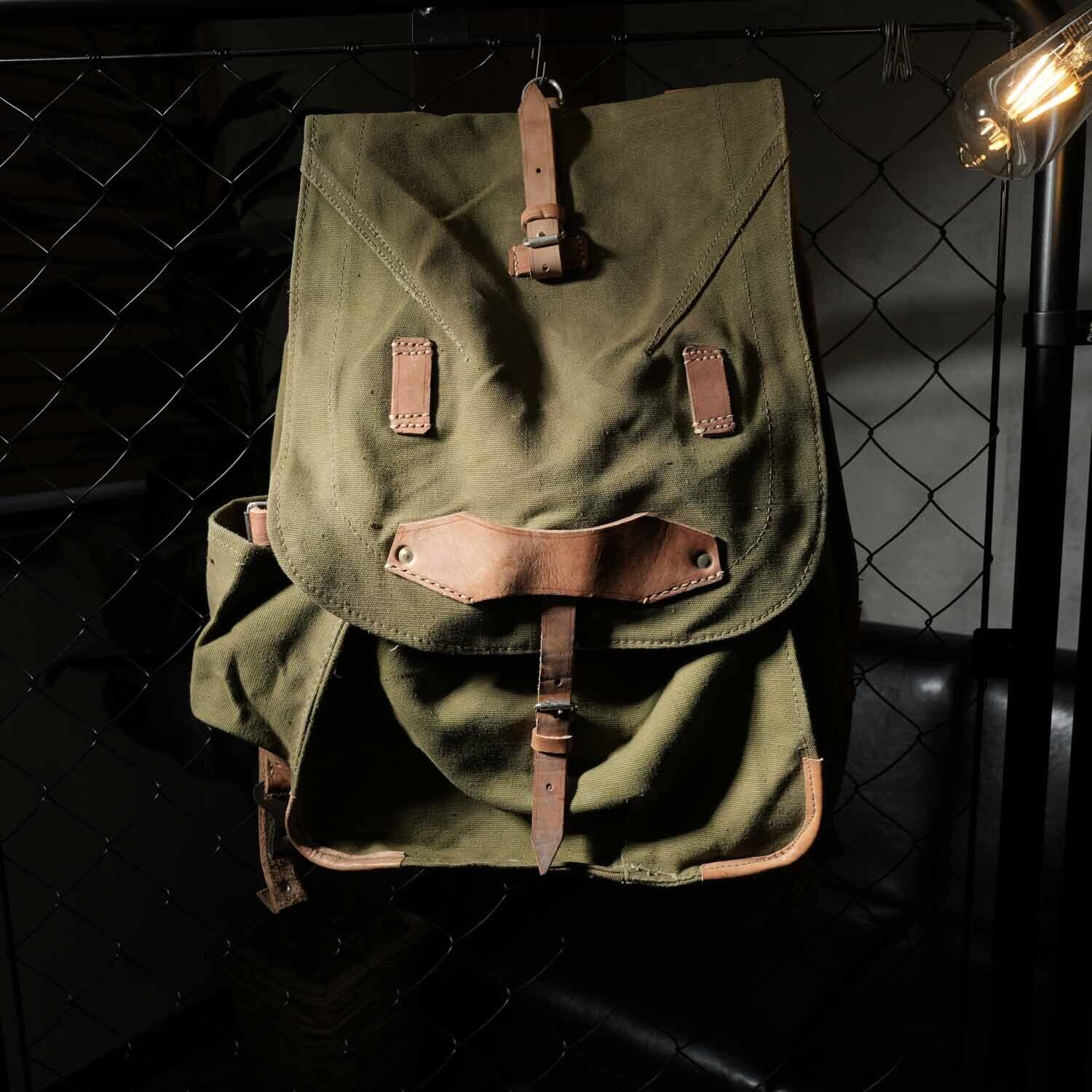 デッドストック ミリタリー 軍 リュック サック ミリタリー バック
