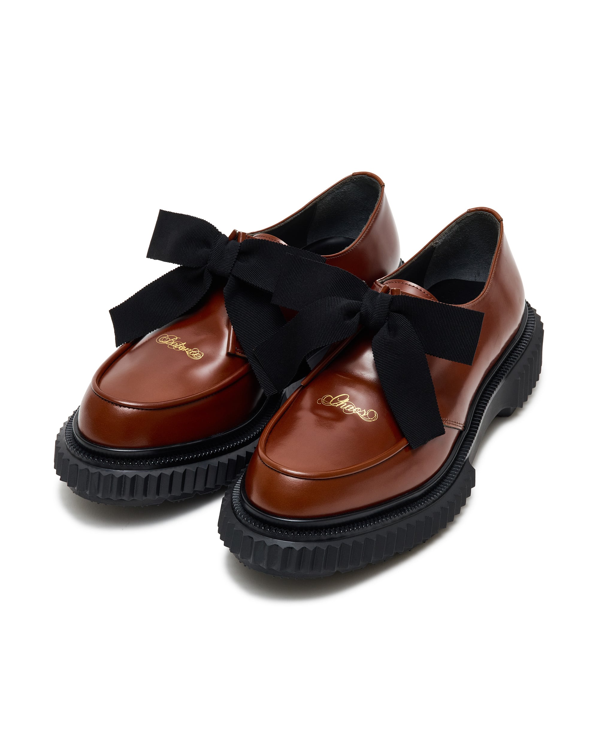 フローヘア ロリジナル レッド 142ユーロ 1DR BI-FOLD ZIP II 二つ折りウォレット｜ToBeDefined