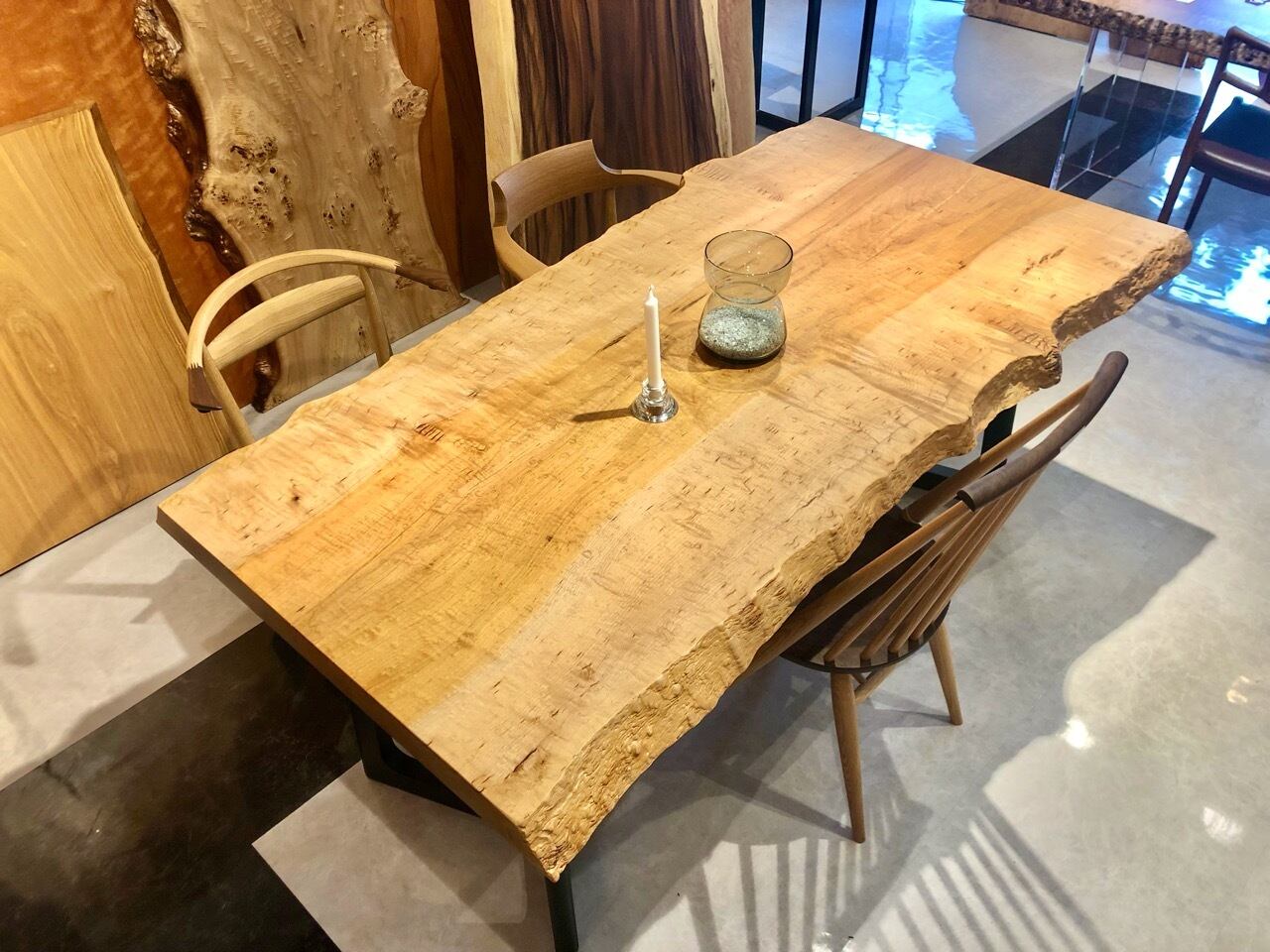 メープル 玉杢 一枚板 1800×790-820-890×60 21408 | 千年家具 - 一枚板 