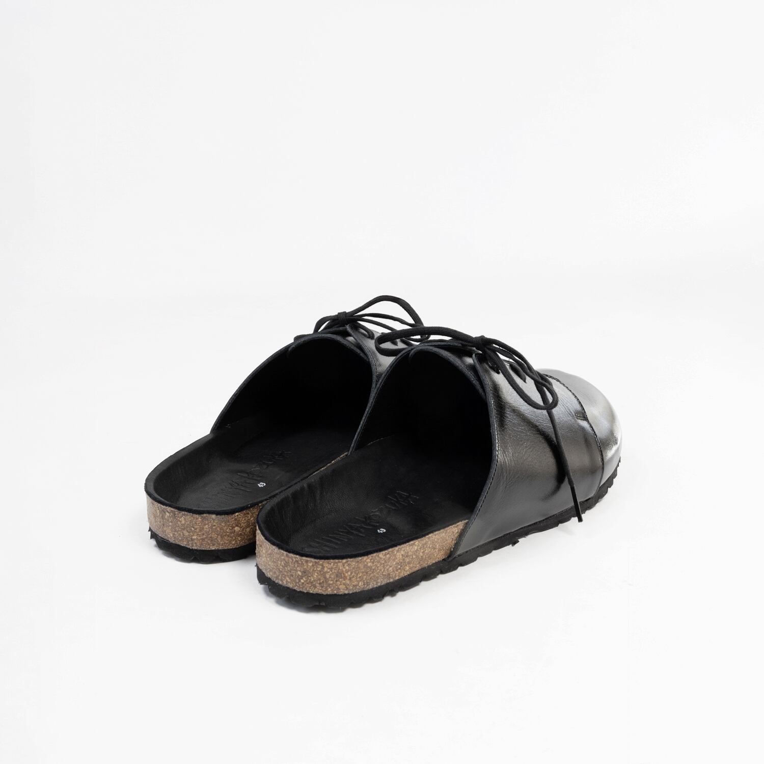 UNEEK BASEMNT - Discover independent style.