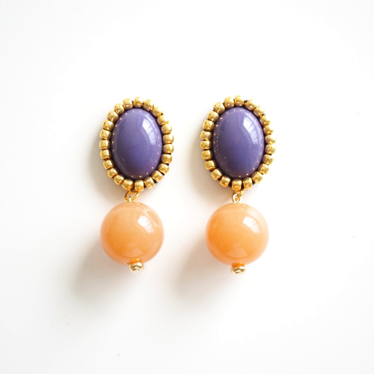 sale!】オーバルカボションとラウンドビーズのピアス/イヤリング 