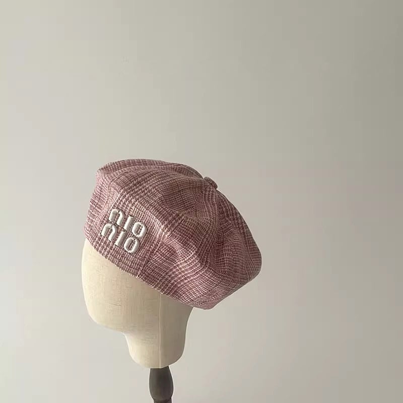 ロゴ刺繍ベレー帽