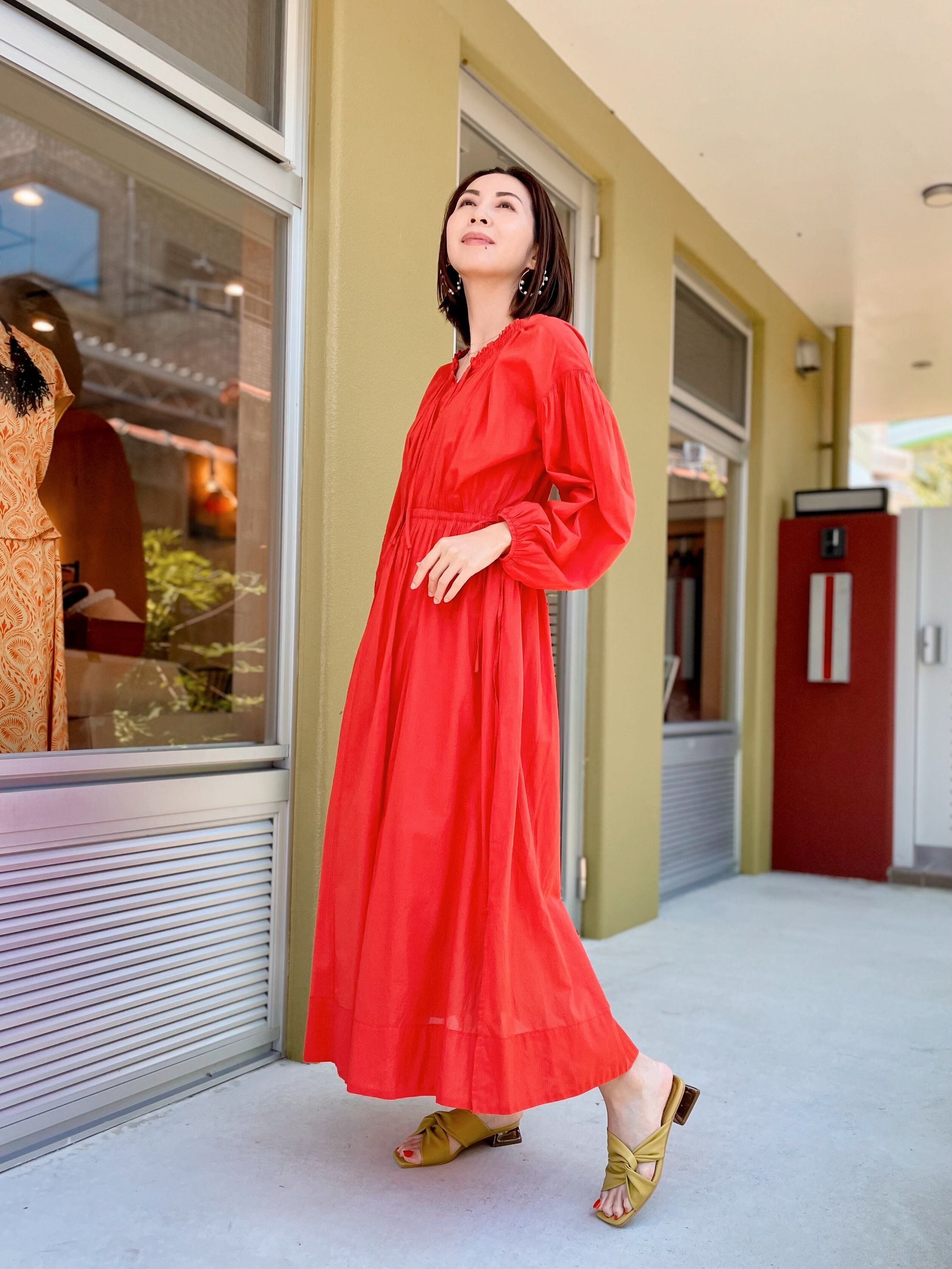 ドロストギャザーワンピース / レッド | at okinawa