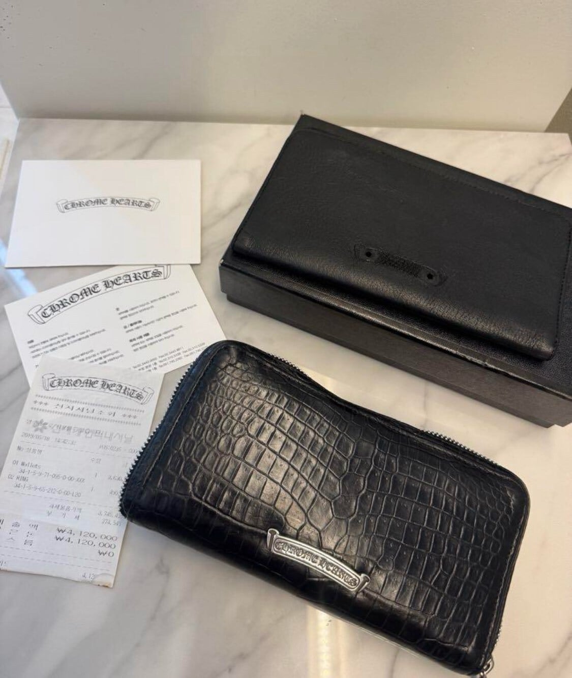 クロムハーツ　ピラミッドスタッズ　ラウンドジップレザー財布　クロコダイル ade6cc21edddb0a4543f906a163a4f