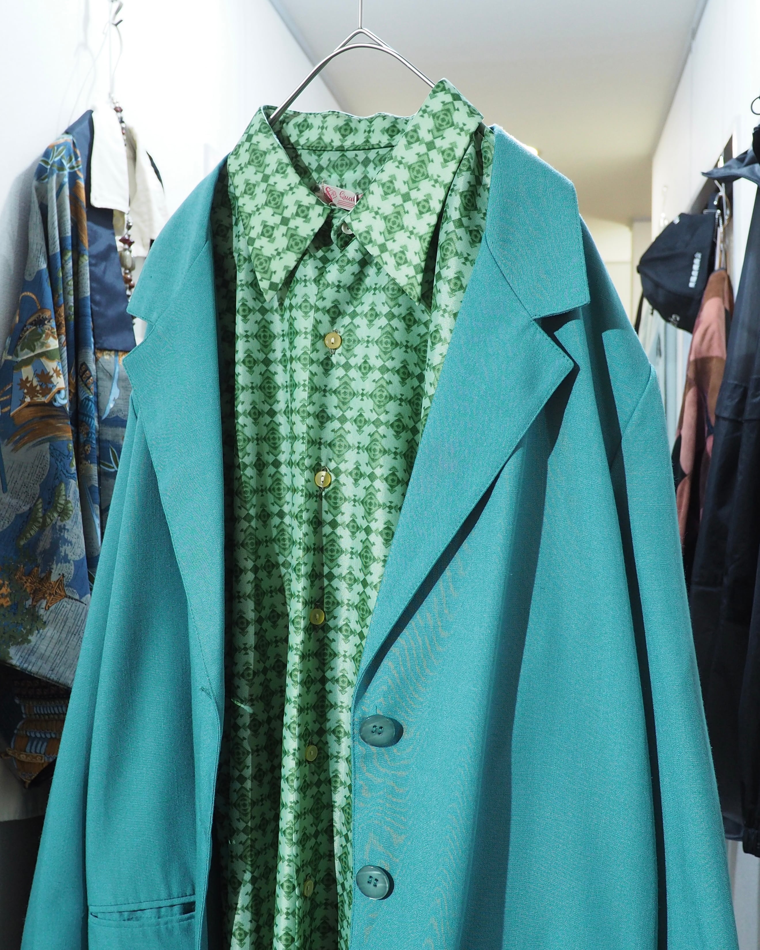 1970 - 80s Geometric rhombus patterns vintage Drape loose shirt