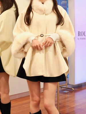 【再入荷】fur cape coat(ivory)