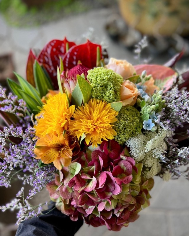 Seasonal Bouquet / M