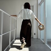 【受注予約：9月下旬入荷予定】ベルト付タックワイドPT/ダークブラウン