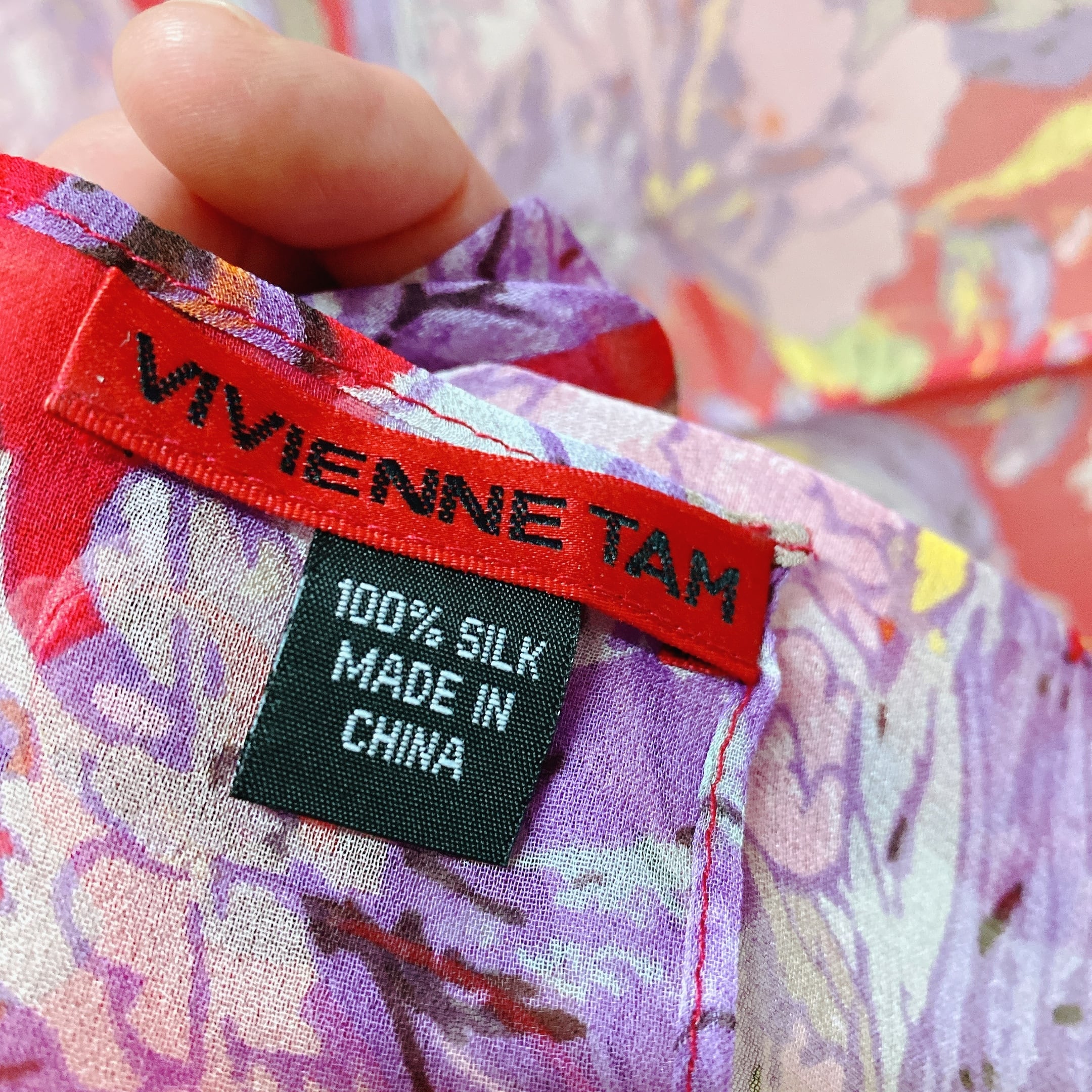 VIVIENNE TAMのスカーフ（未使用）
