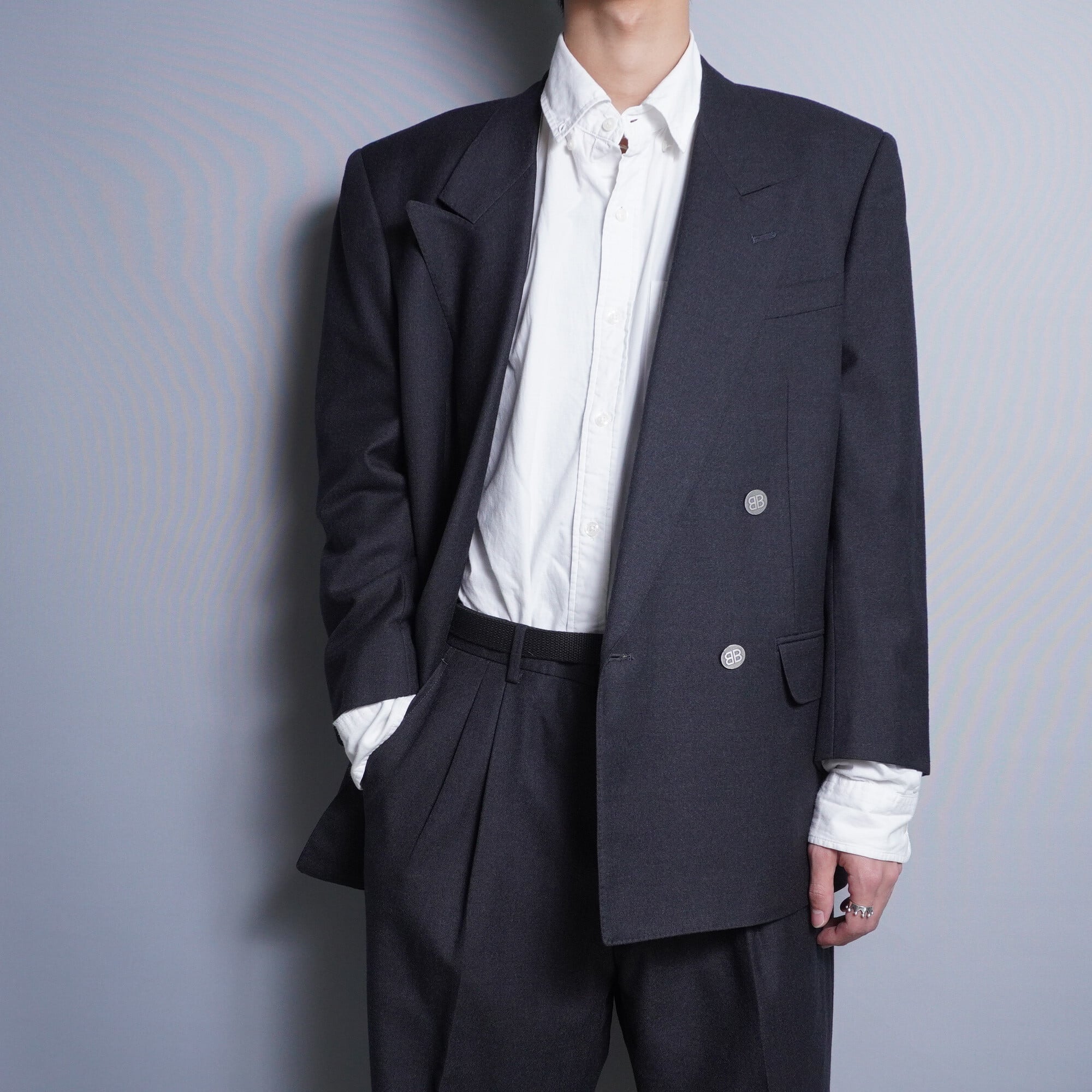 BALENCIAGA】バレンシアガ ”BBメタルボタン” ウールダブル BALENCIAGA】バレンシアガ ”BBメタルボタン” ウールダブル