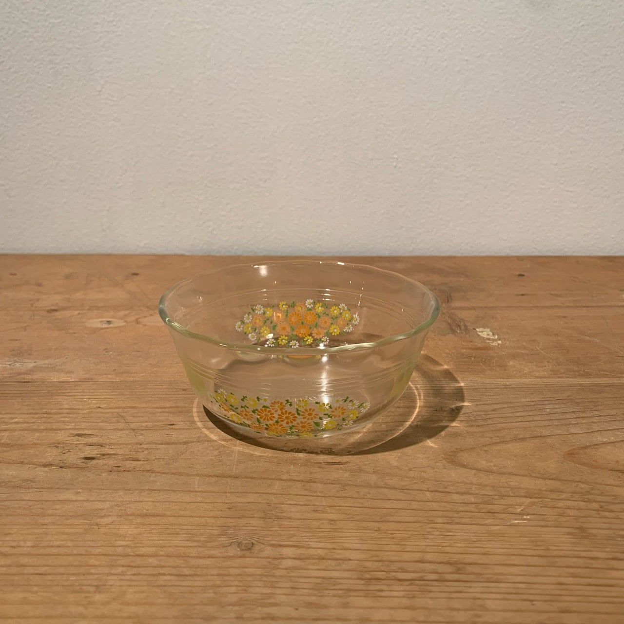 レトロ 花柄がカワイイ パイレックス PYREX 岩城硝子 カスタードカップ