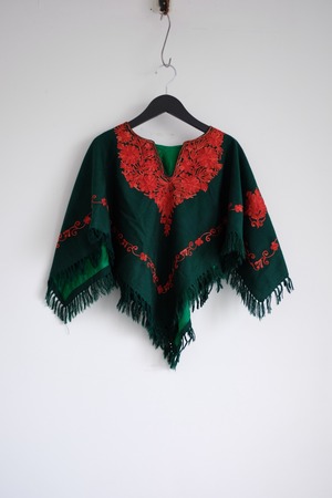 [VINTAGE]french vintage embroidery wool poncho
