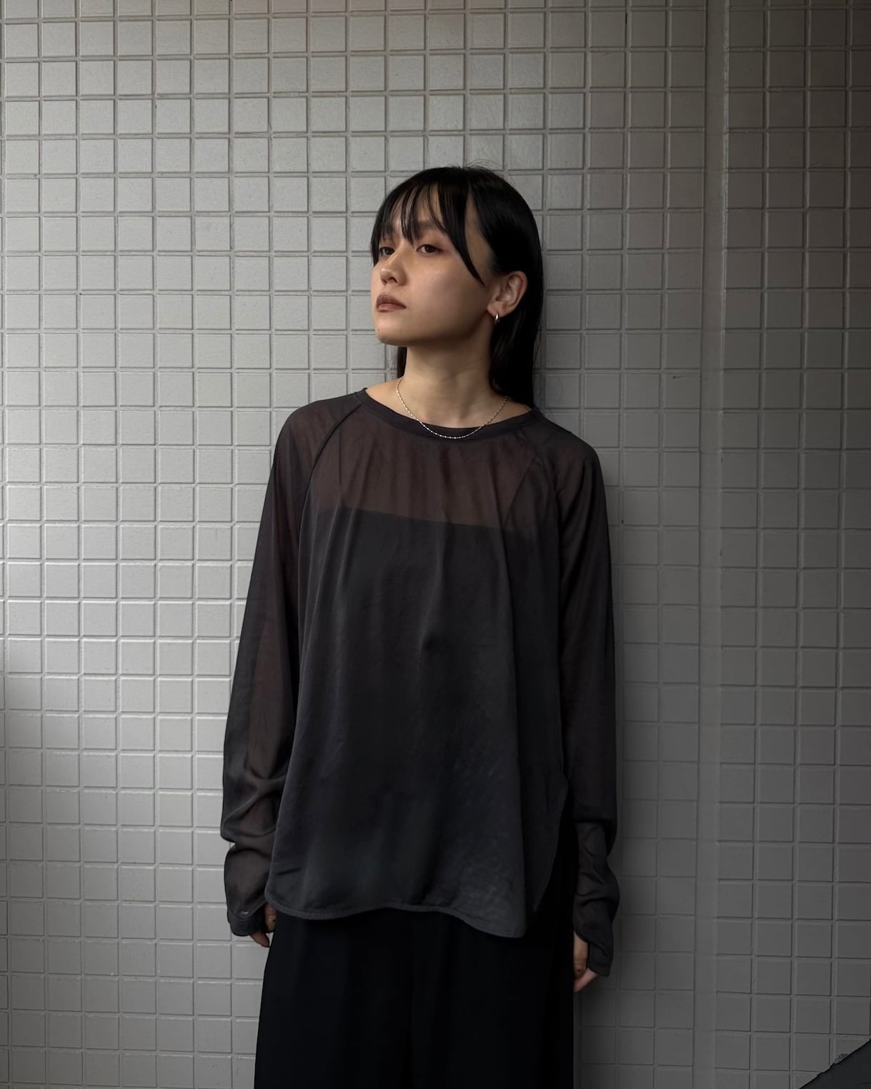 backopen sheer tops | charcoal gray | quūi