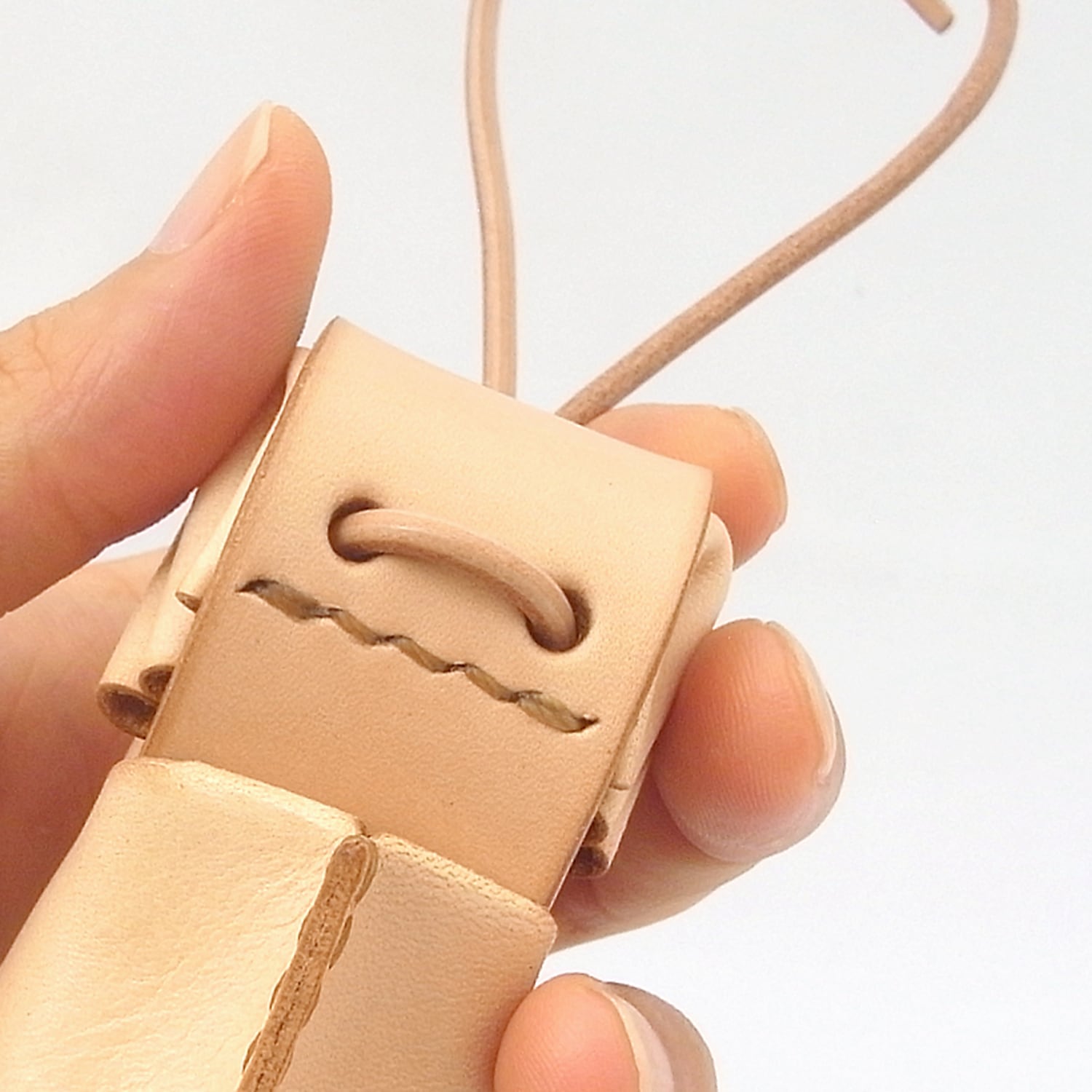 ＊ぐしぐし手縫い＊ ハラコとキャメルな革のシンプルペンケース ぐしぐし手縫い＊ ハラコとキャメルな革のシンプルペンケース