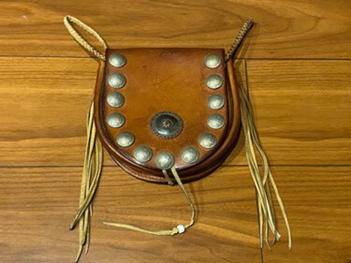 【良品】丸型カスタムメディスンバック【サドル】