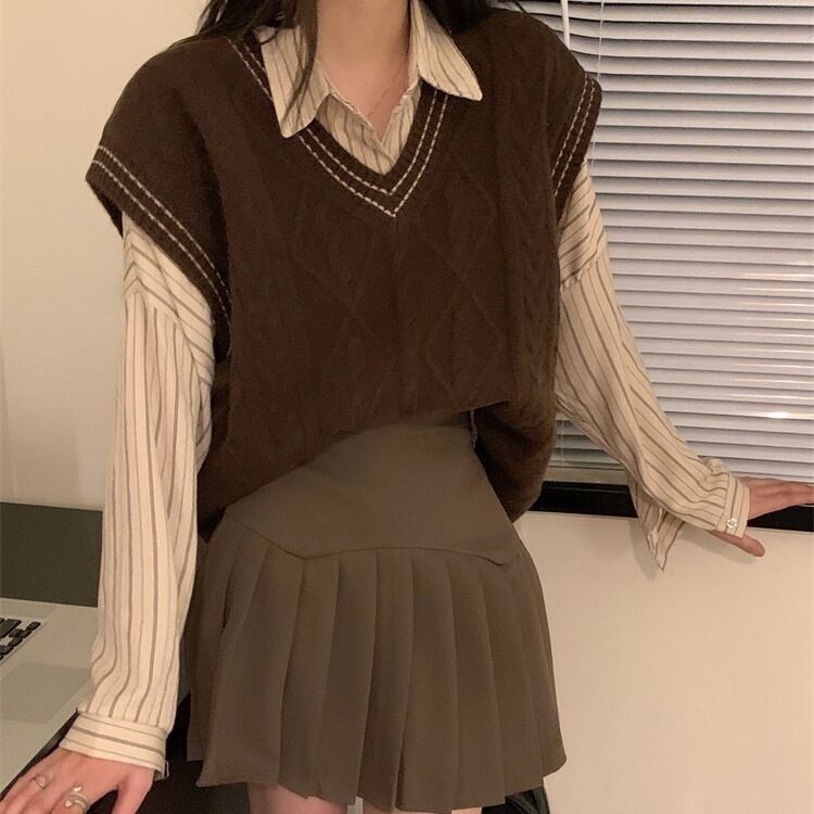 昭和レトロ　ベスト➕スカート　セットアップ　仕立て　スーツ　プリーツスカート