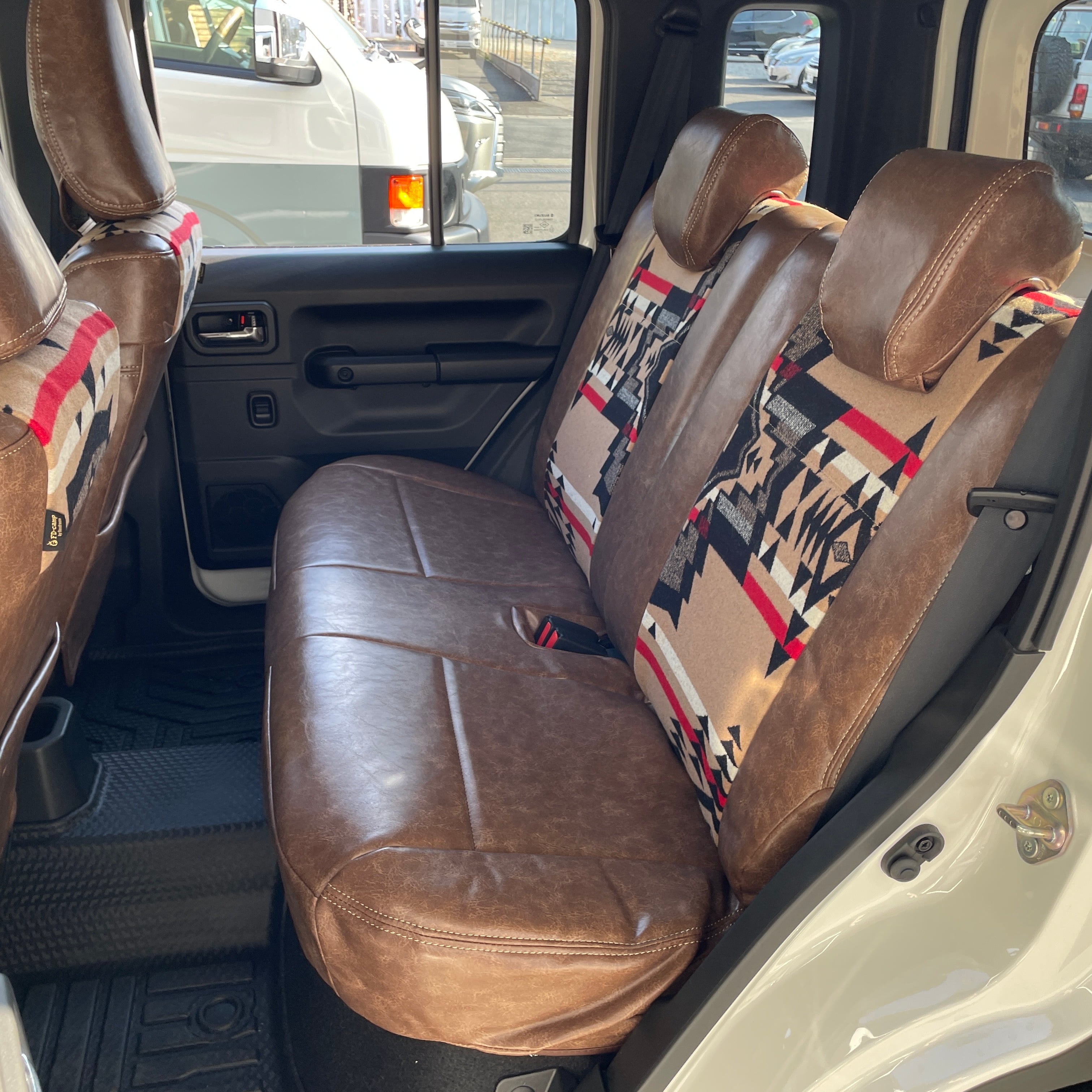 新型ジムニー ノマド JC74 1~2型用 ペンドルトンコラボシートカバー