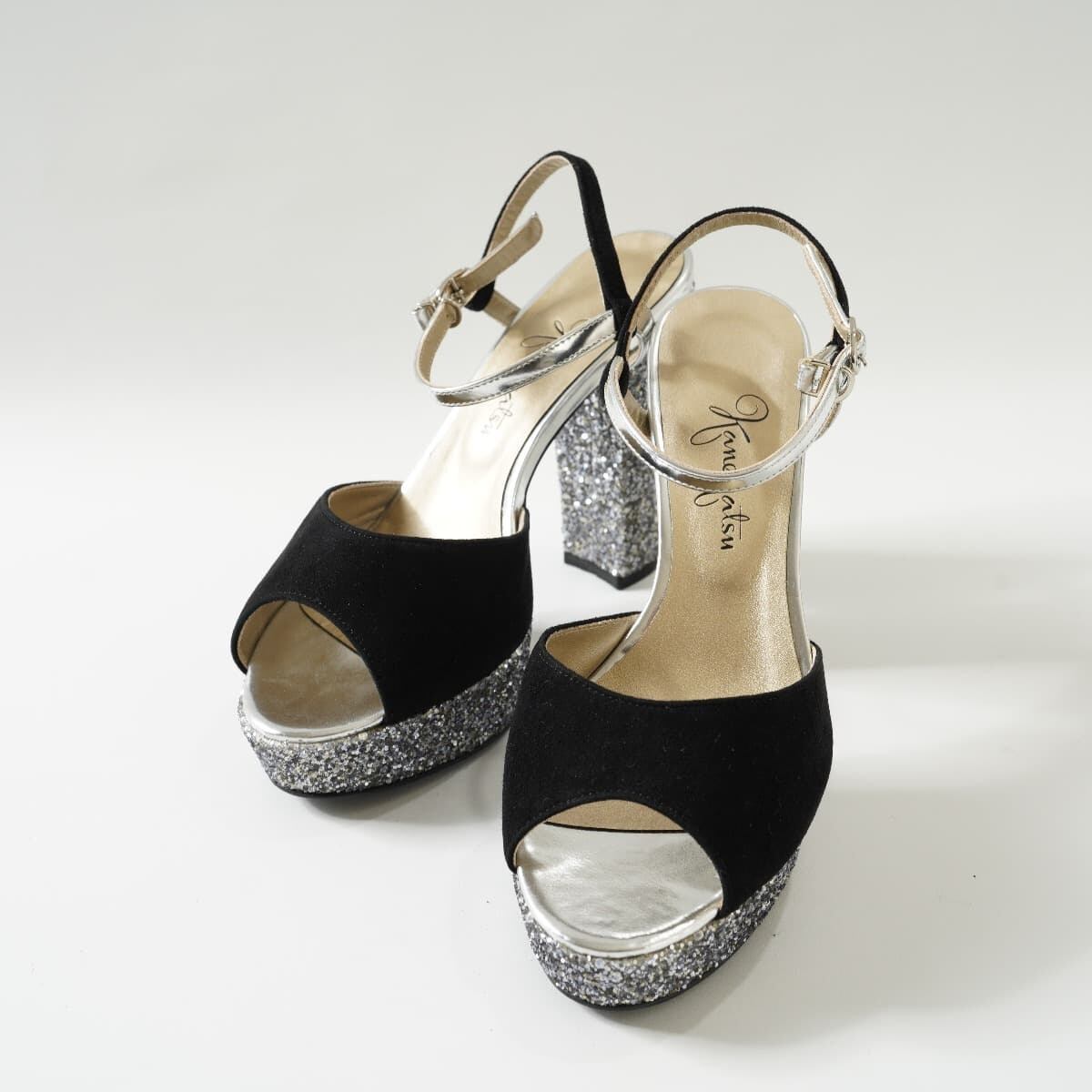 銀座かねまつ GINZA Kanematsu ヒールサンダル ストラップ ラメ  