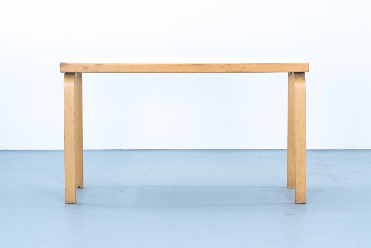 Alvar Aalto | Table Laminate White