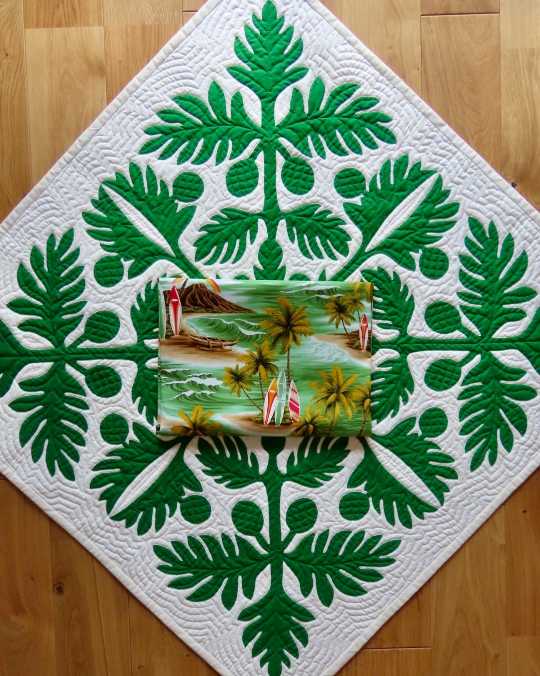 パンの木のタペストリー ハワイアンキルト キット | Hawaiian quilt Kai