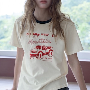 vintage graphic t-shirt