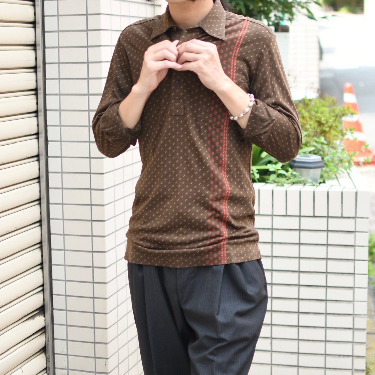 pattern polo shirt brown