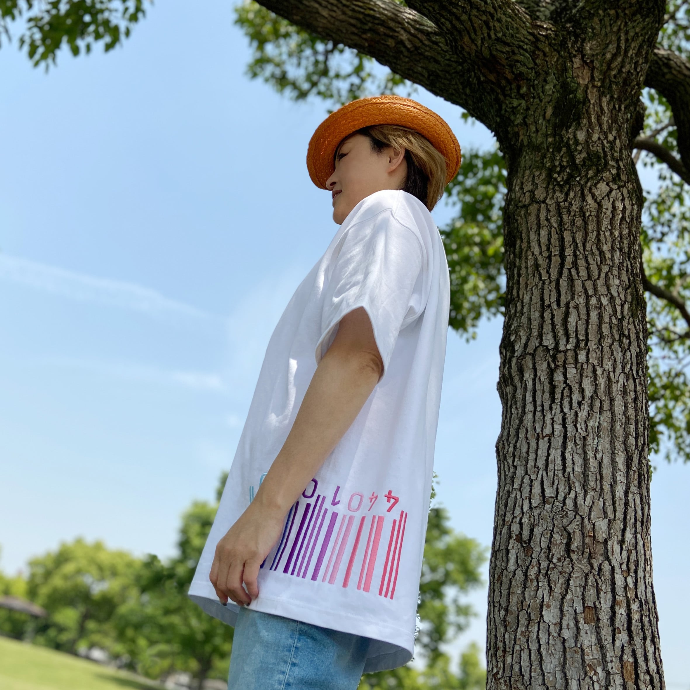 刺繍☆半袖Tシャツ／紫陽花色のバーコード
