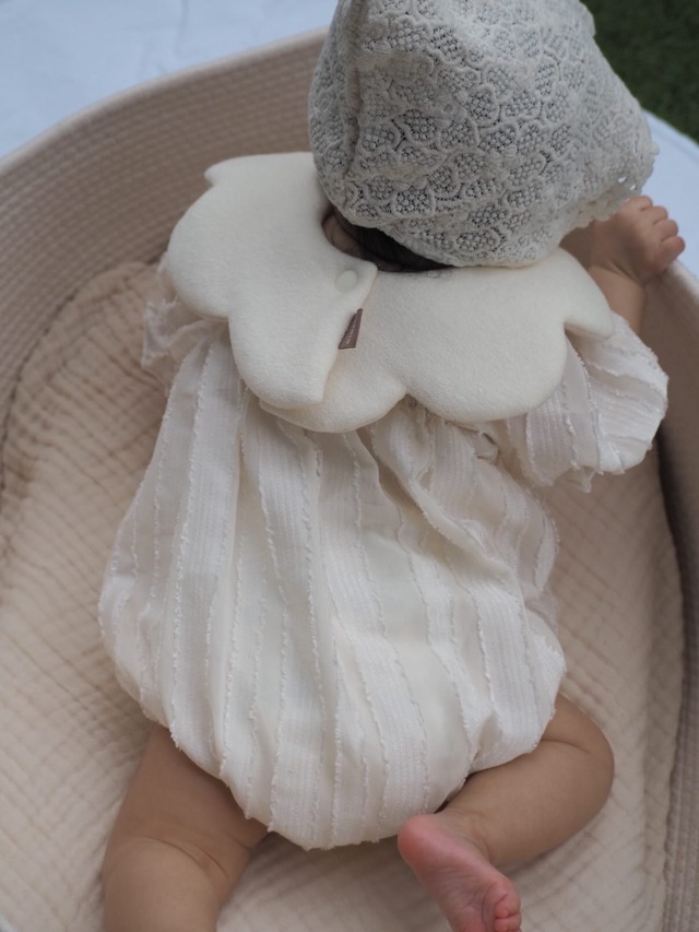 pile moku moku bib