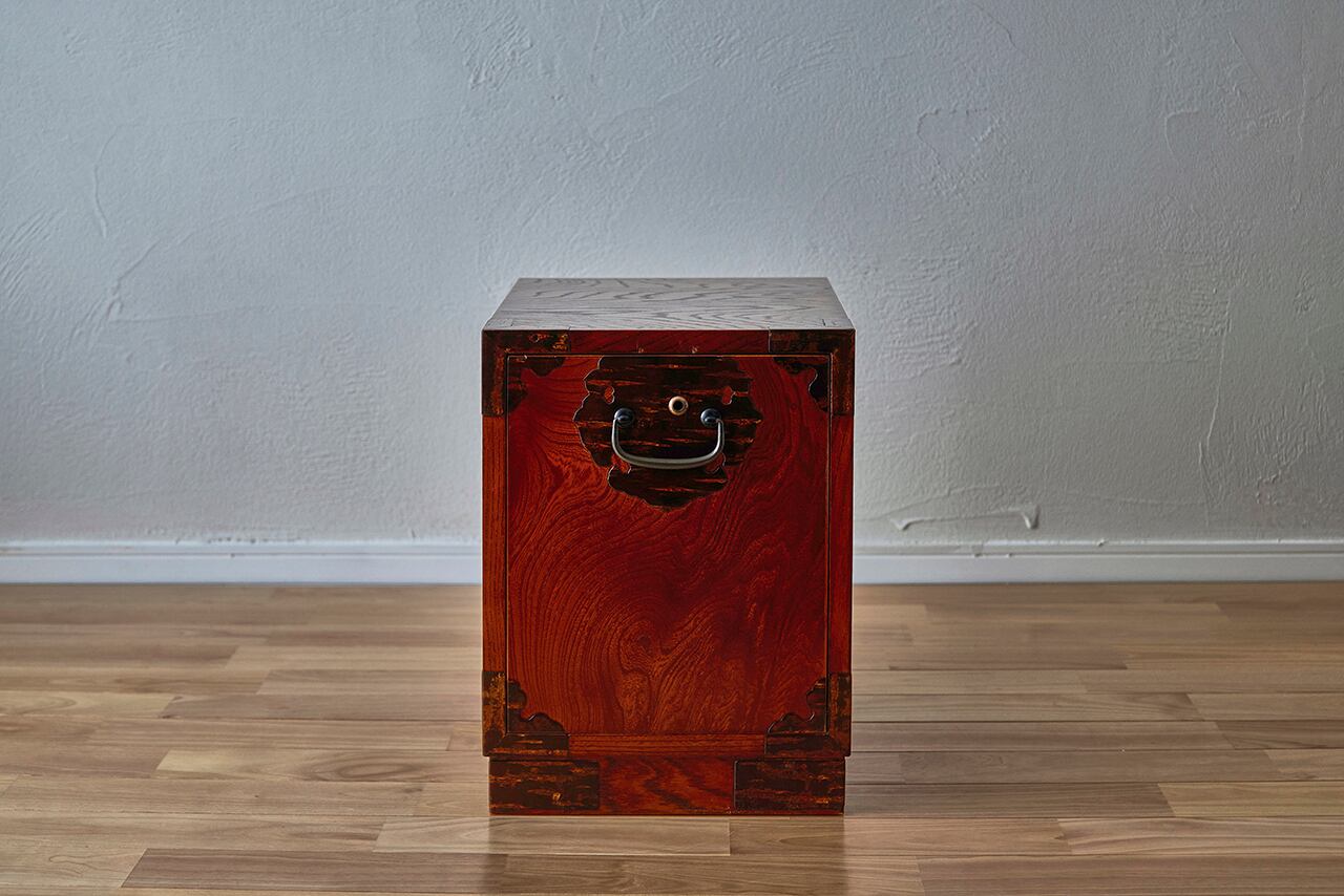 02 欅 小箪笥 からくり手文庫 鍵付き | tukuru｜つくる｜古道具・家具