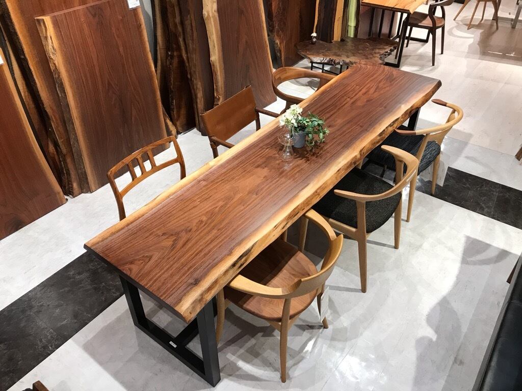 ウォールナット_2530×630-590-580×45 _横浜元町店_テーブル天板/一枚板