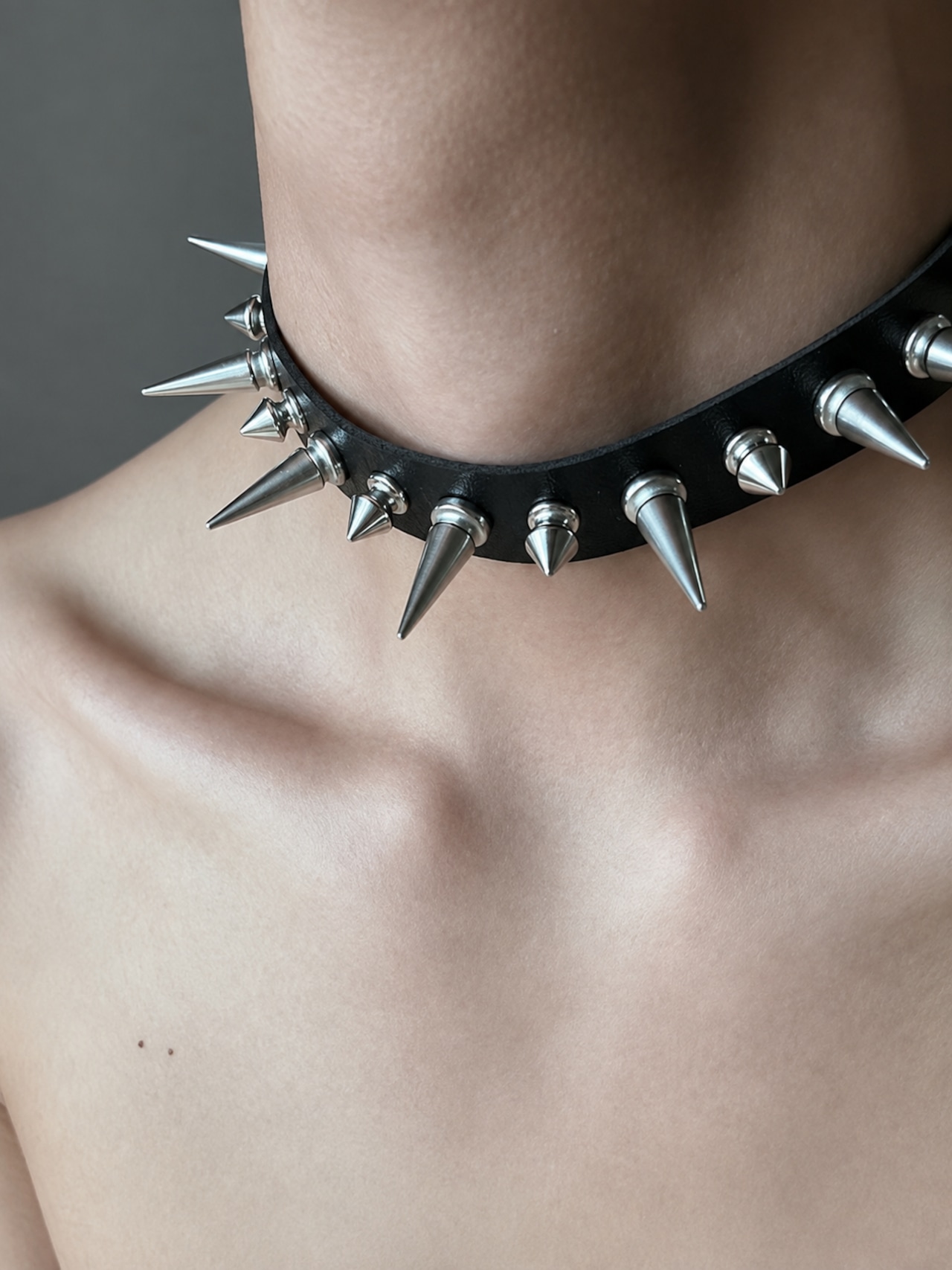 【ZRK-OBJ.】SPIKE STUDDED-CKR