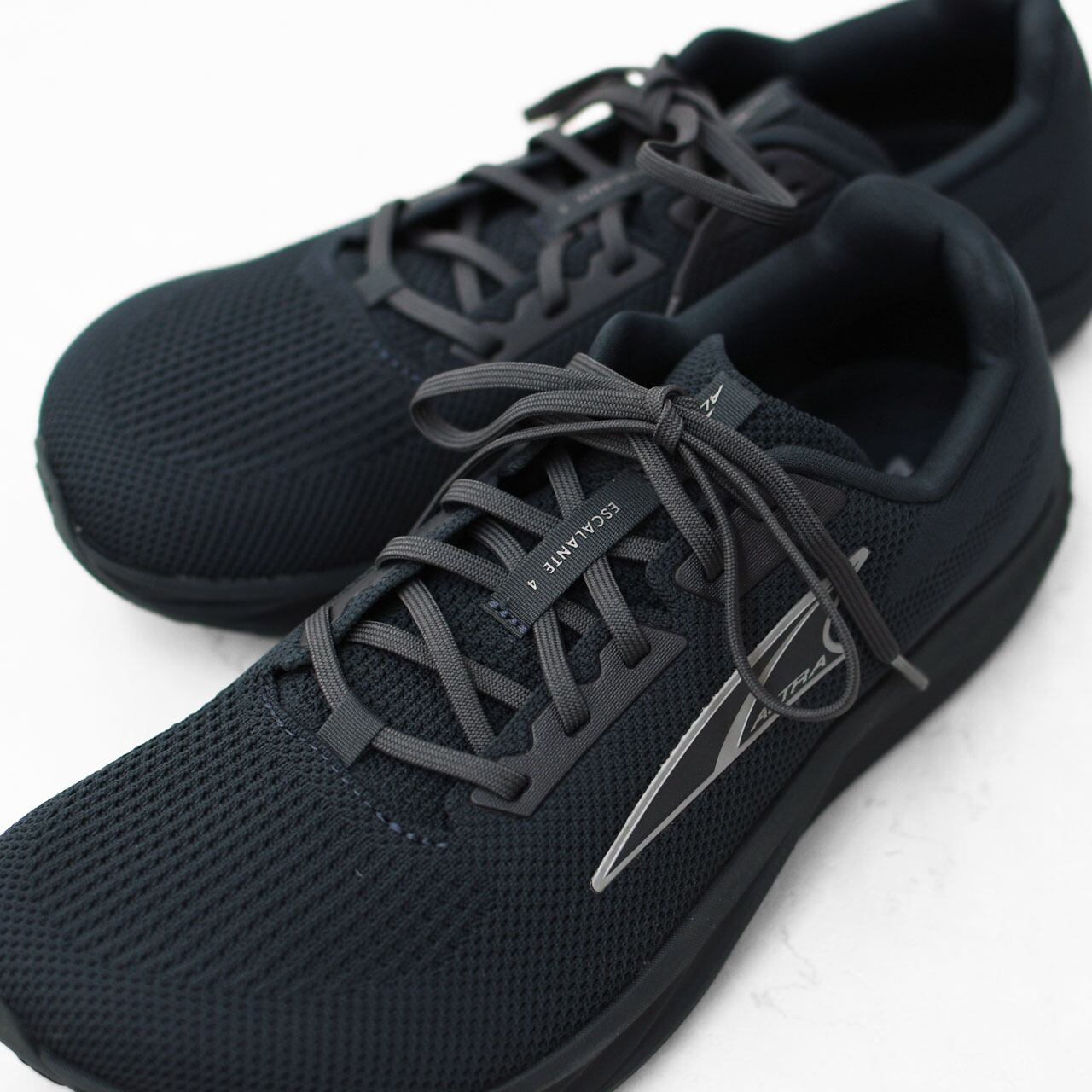 ALTRA [アルトラ] ESCALANTE 4 M [AL0A85NE] エスカランテ 4・クロス