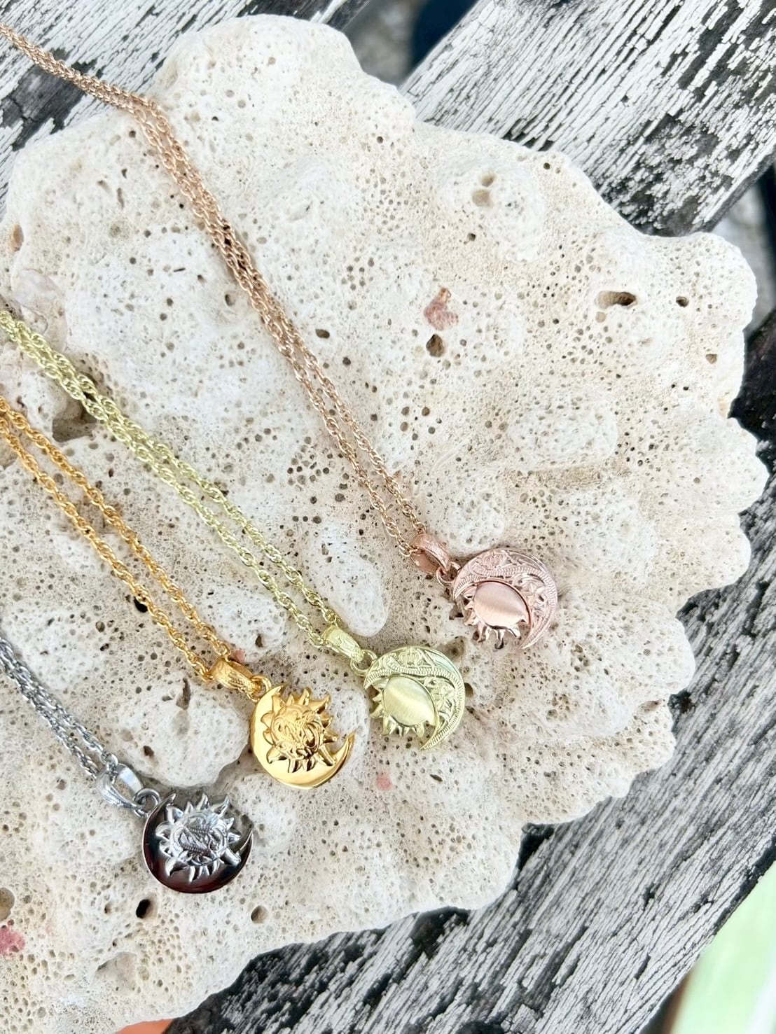 LIFE is 8th anniversary 【moon＆sun】グリーンゴールド・ゴールド・ピンクゴールド ￥12,000(￥13.200)