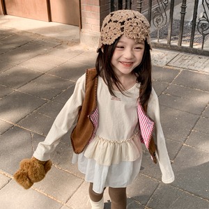 秋英字柄フリル裾Tシャツ